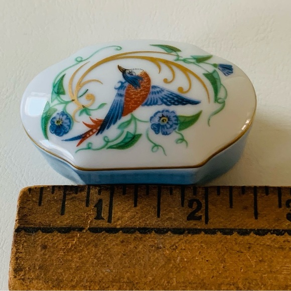 Limoges costel France trinket box - Picture 11 of 11